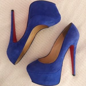 Christian Louboutin High Heels amazing color